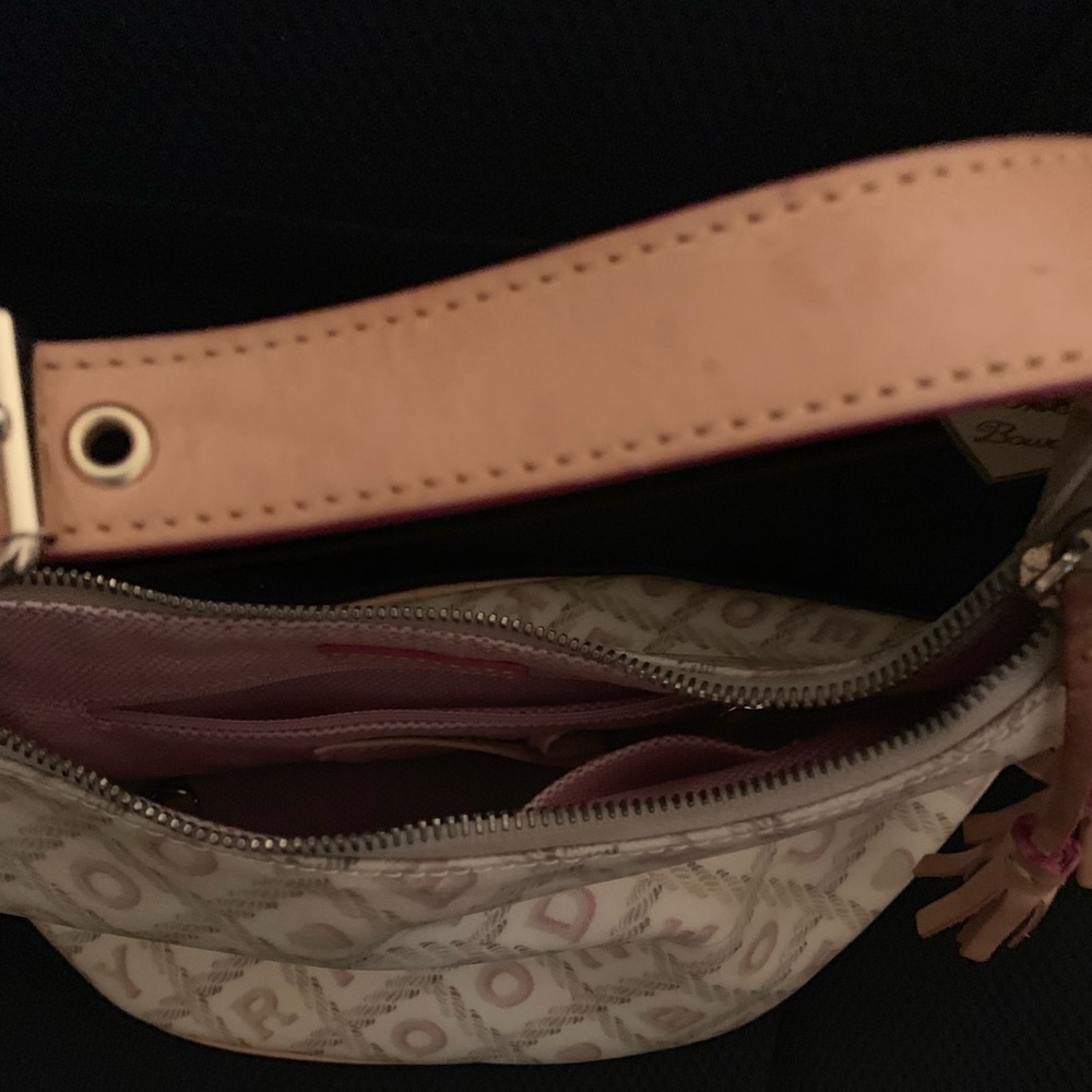Handbag - Picture 3 of 3